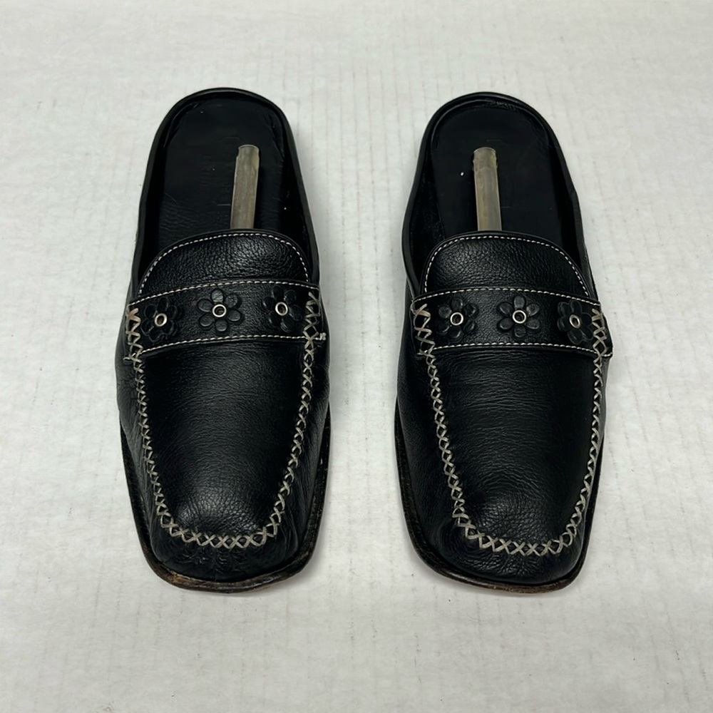 Vintage coach Antoinette black leather flower detail slip on mule loafers sz 10B